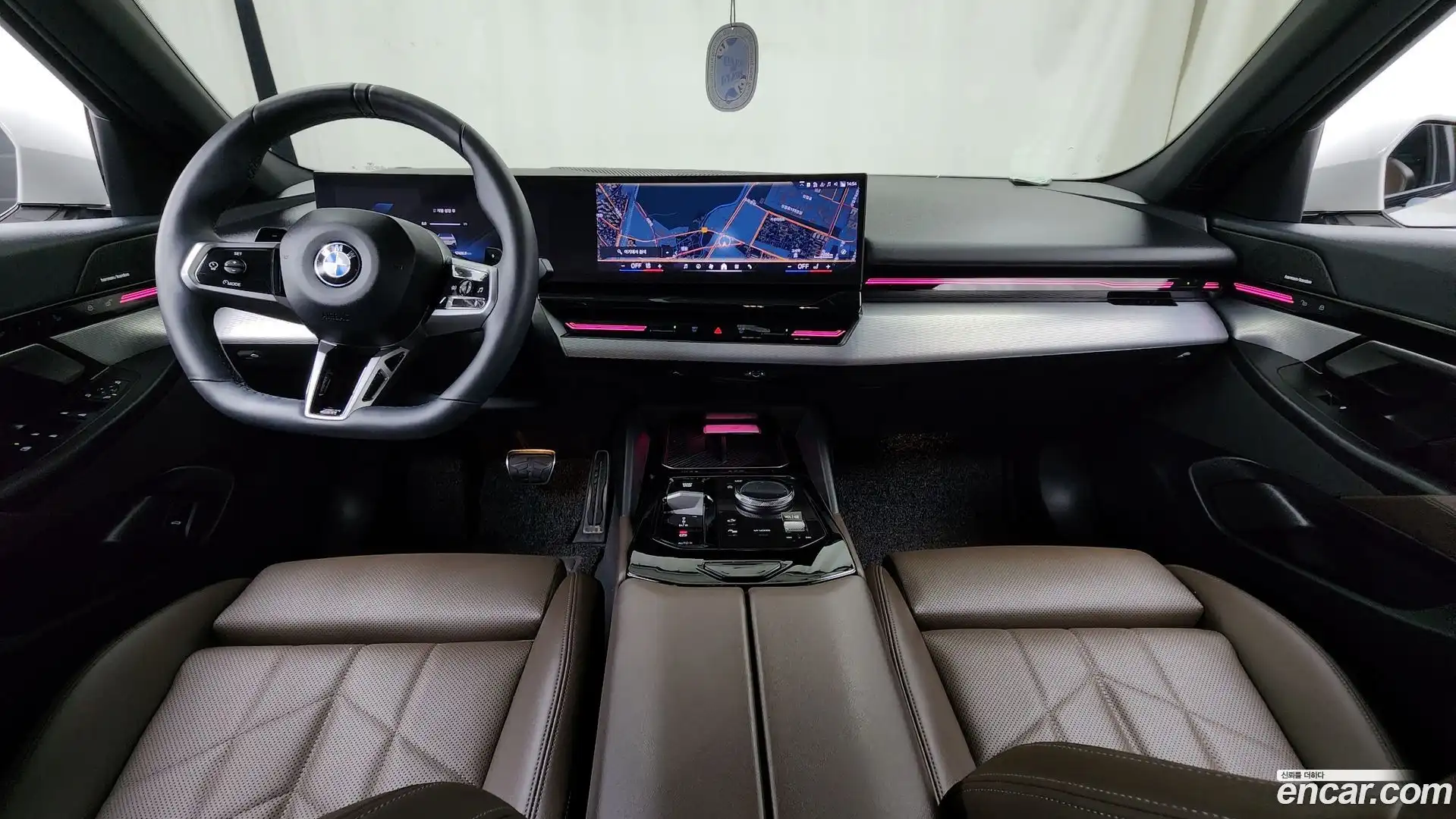 5-Series BMW 2024.6-INNER-007