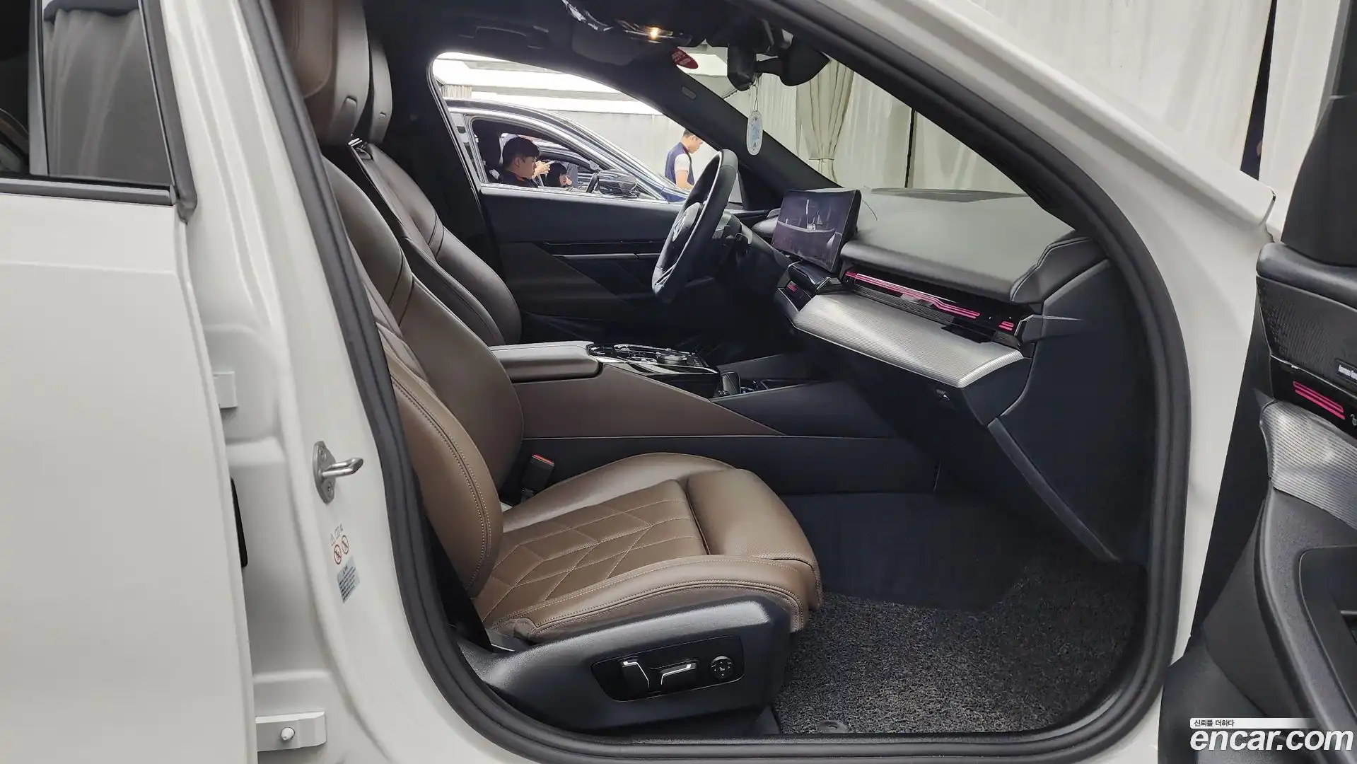 5-Series BMW 2024.6-OPTION-015