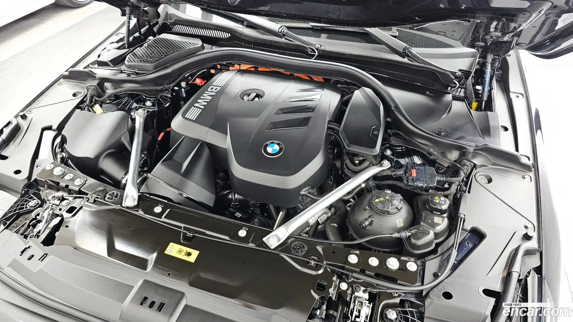 5-Series BMW 2025.11-OUTER-006