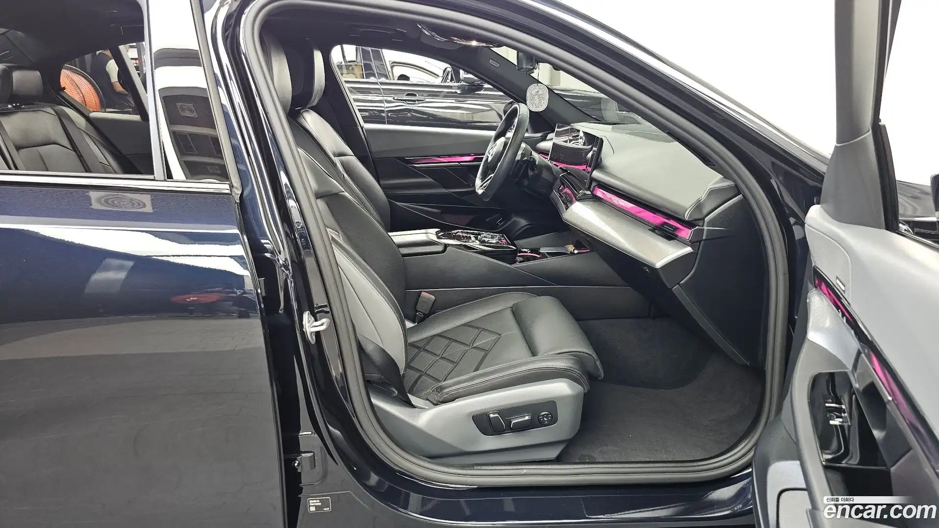 5-Series BMW 2025.11-OPTION-015
