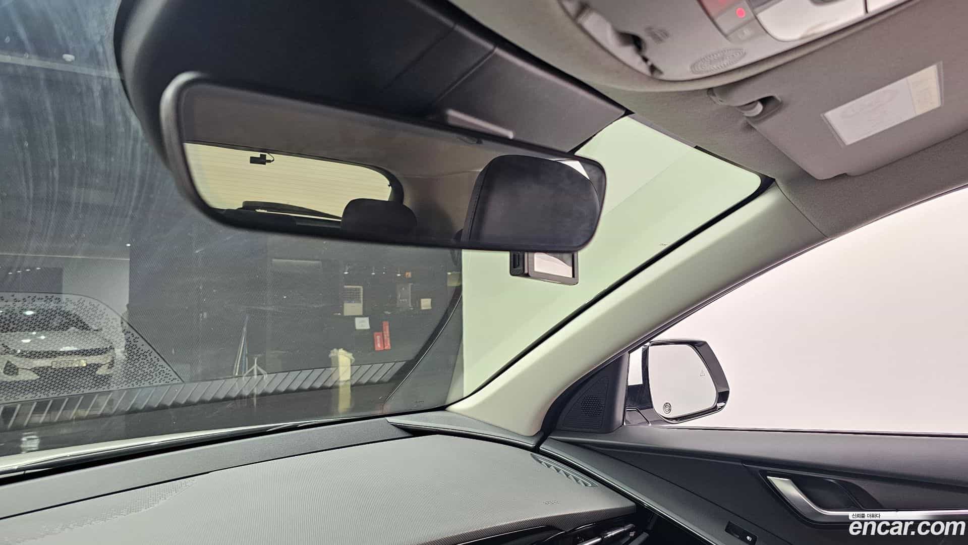 Niro Kia 2022.5-OPTION-044