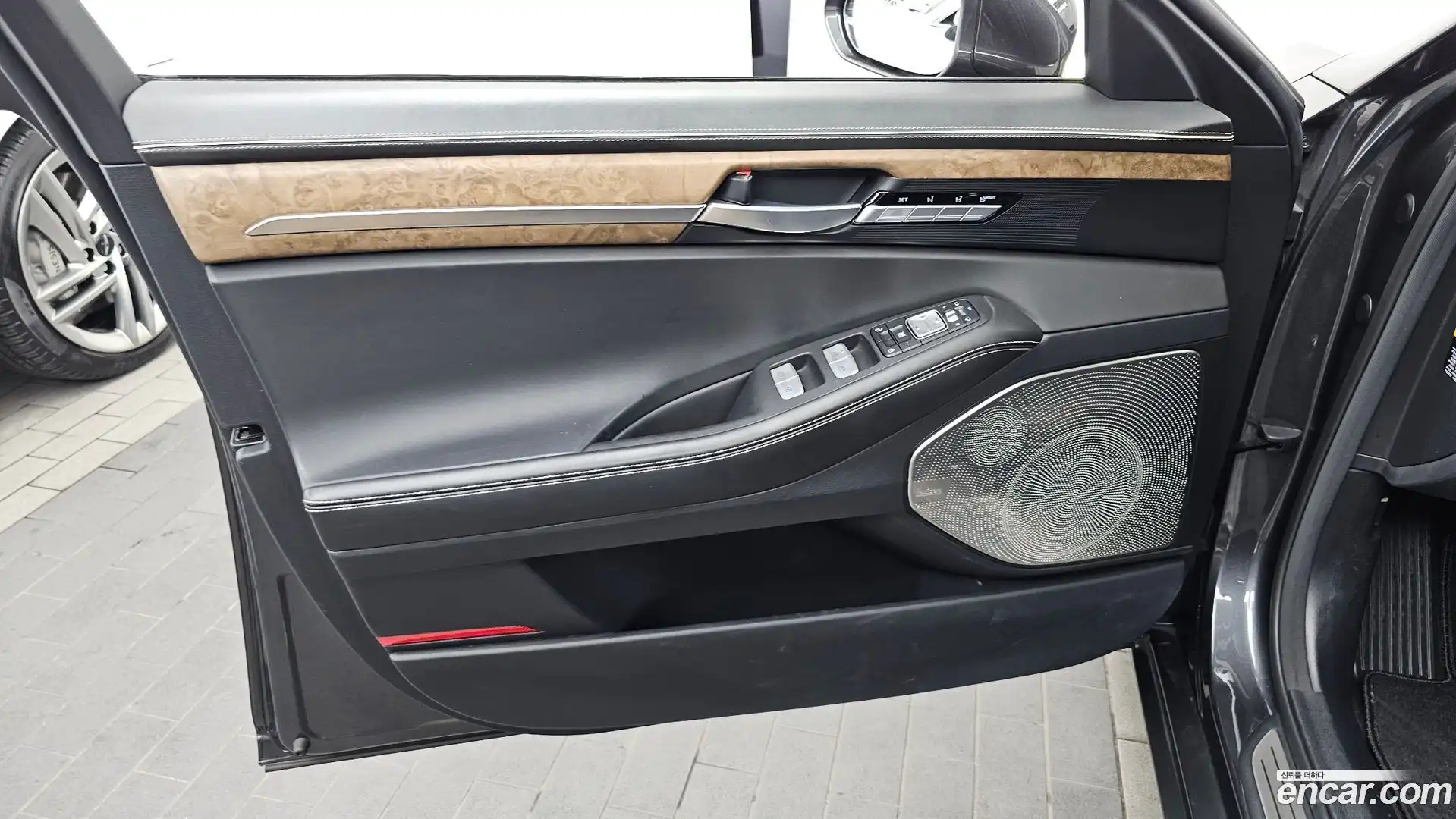 G90 Genesis 2020.8-INNER-034