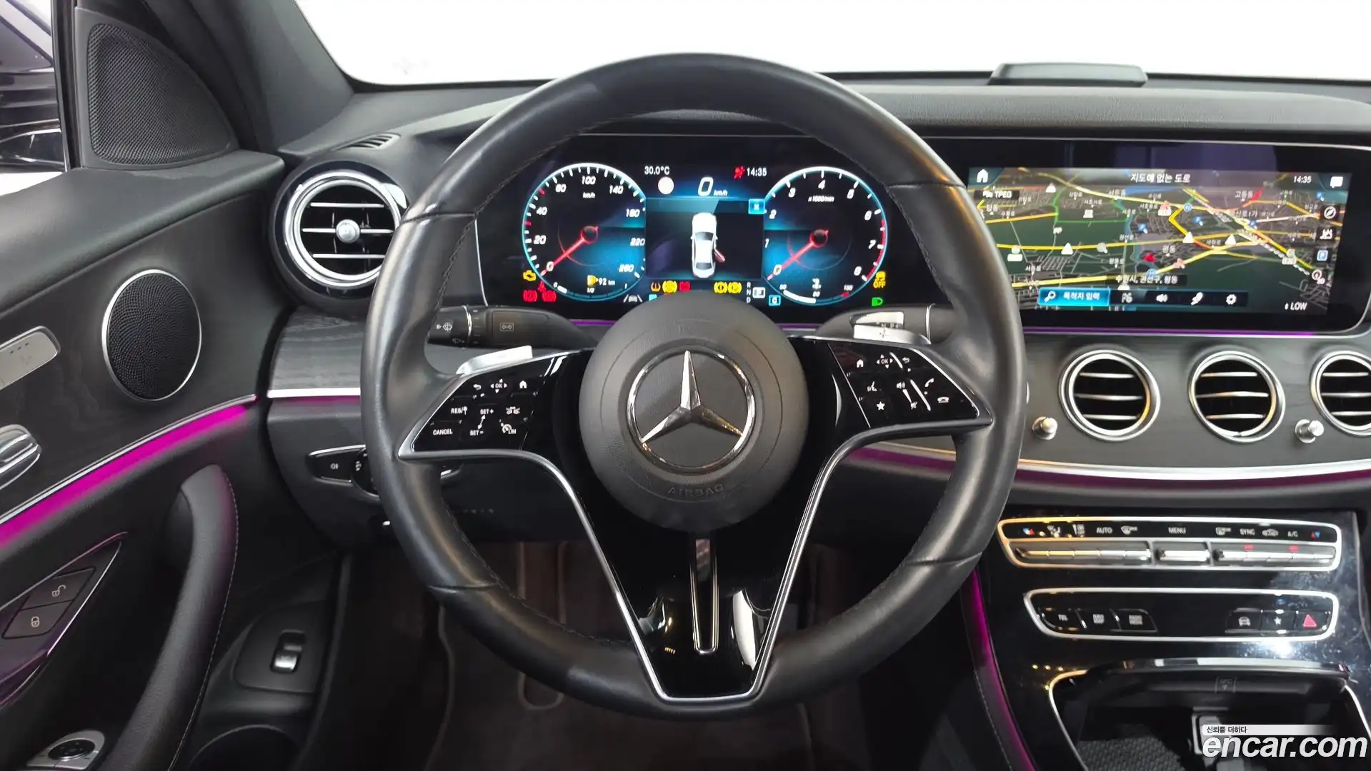 E-Class Mercedes-Benz 2022.1-OPTION-017