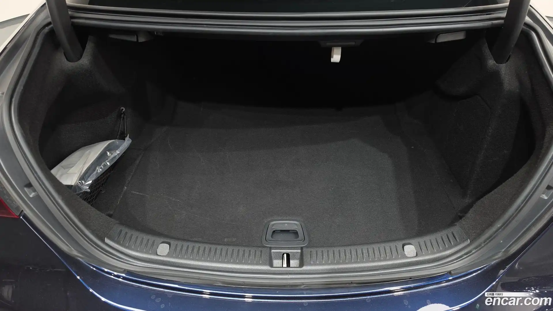 E-Class Mercedes-Benz 2022.1-OPTION-023
