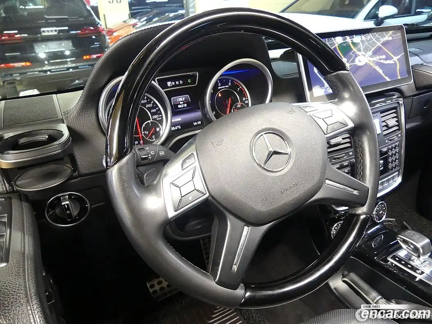 G-Class Mercedes-Benz 2015.11-OPTION-016