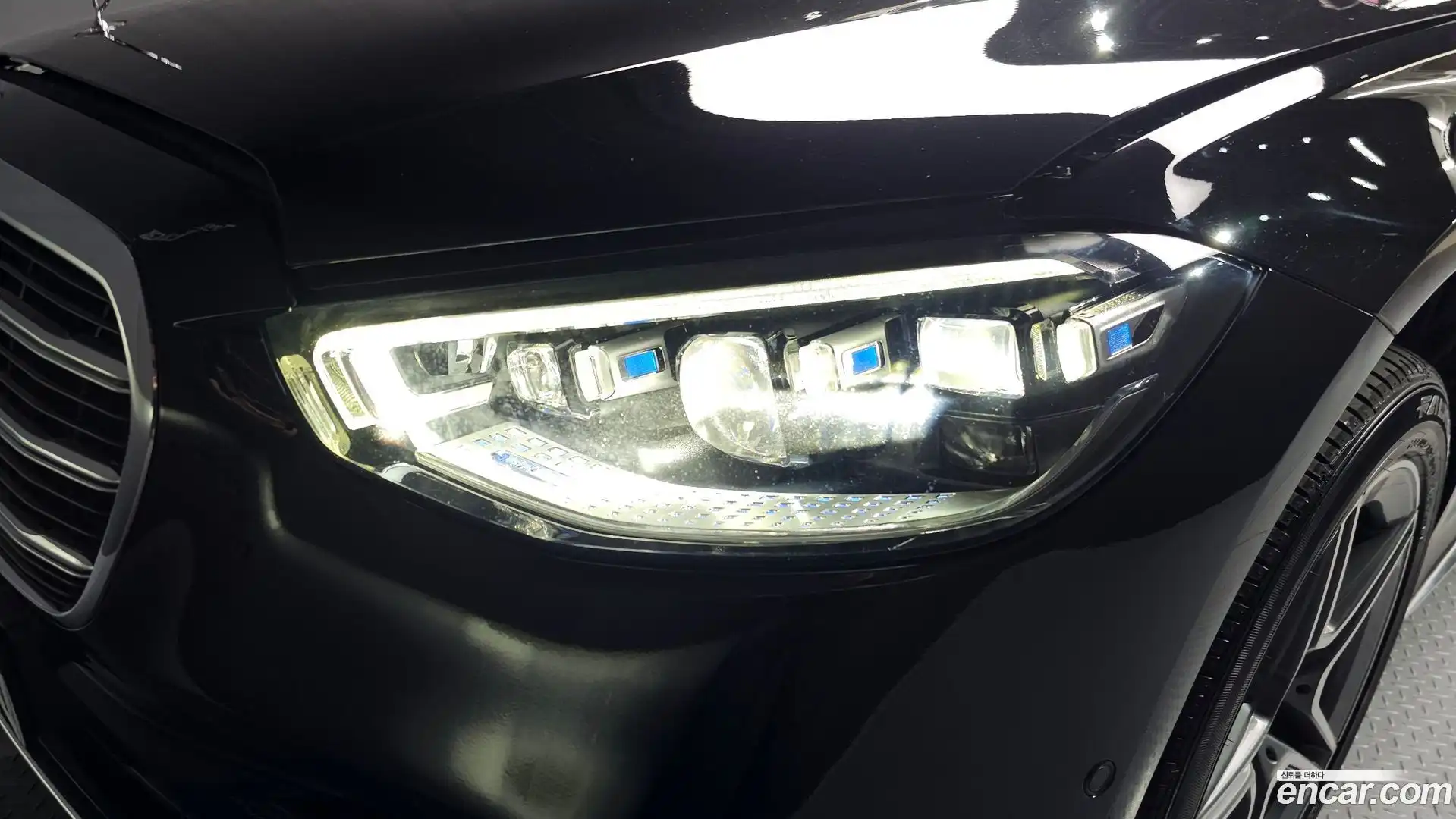 S-Class Mercedes-Benz 2022.7-OUTER-032