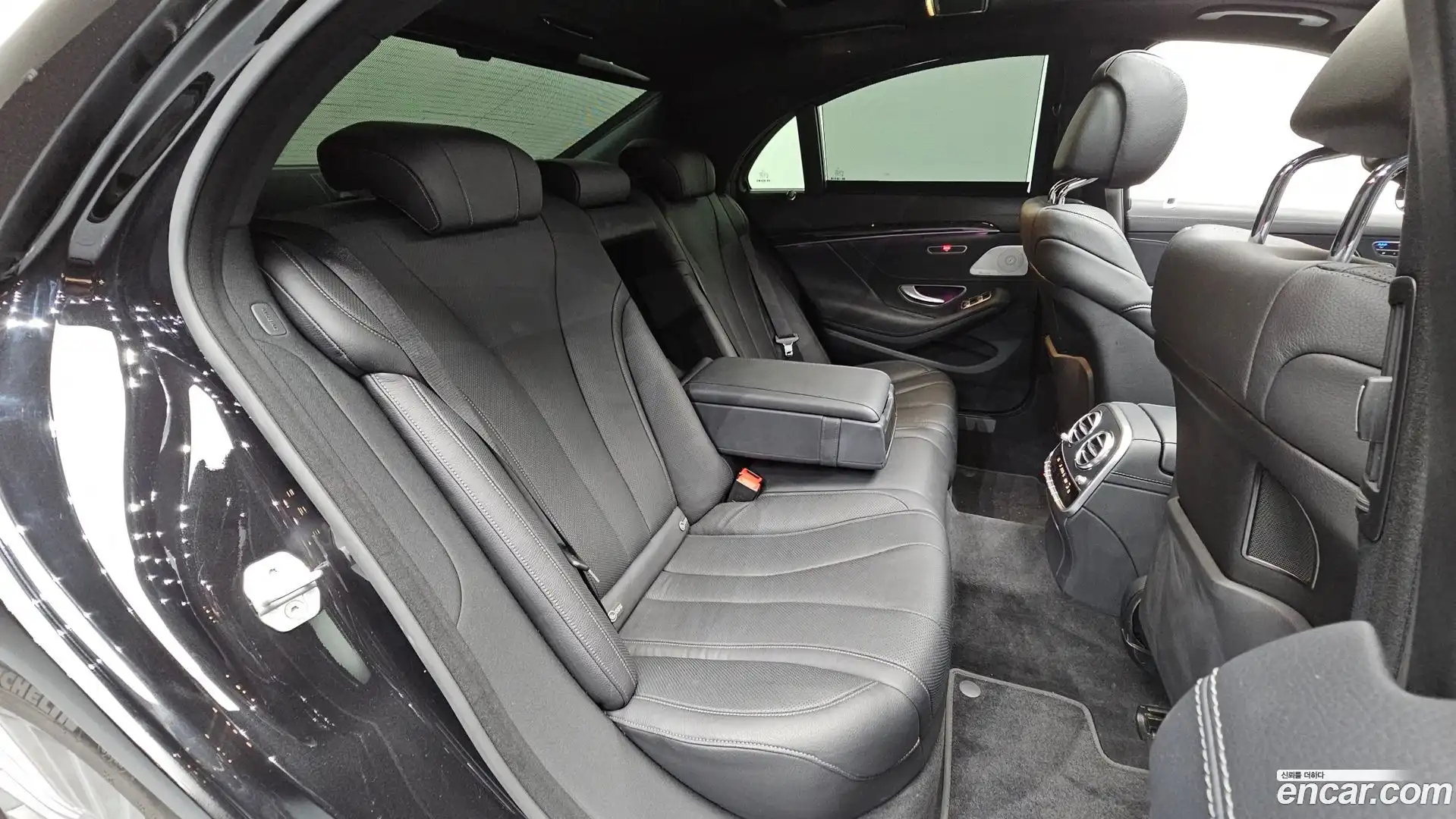 S-Class Mercedes-Benz 2015.3-OPTION-016