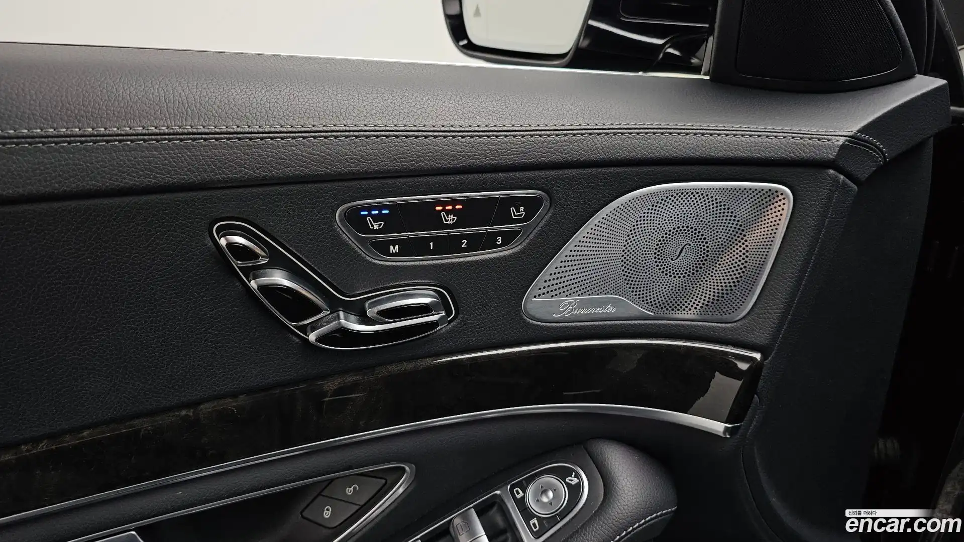 S-Class Mercedes-Benz 2015.3-OPTION-024