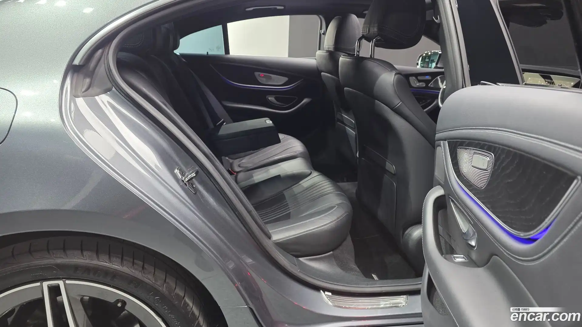 CLS-Class Mercedes-Benz 2022.5-OPTION-015