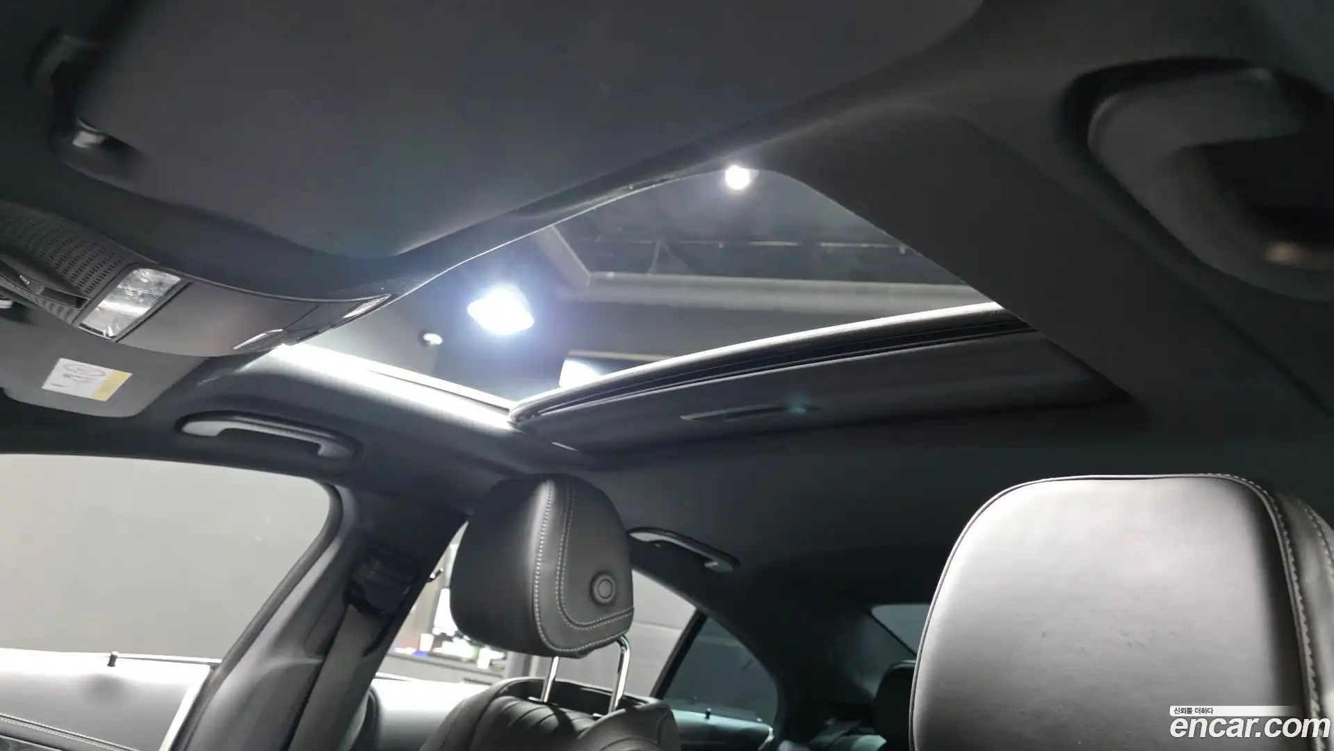 CLS-Class Mercedes-Benz 2022.5-OPTION-019