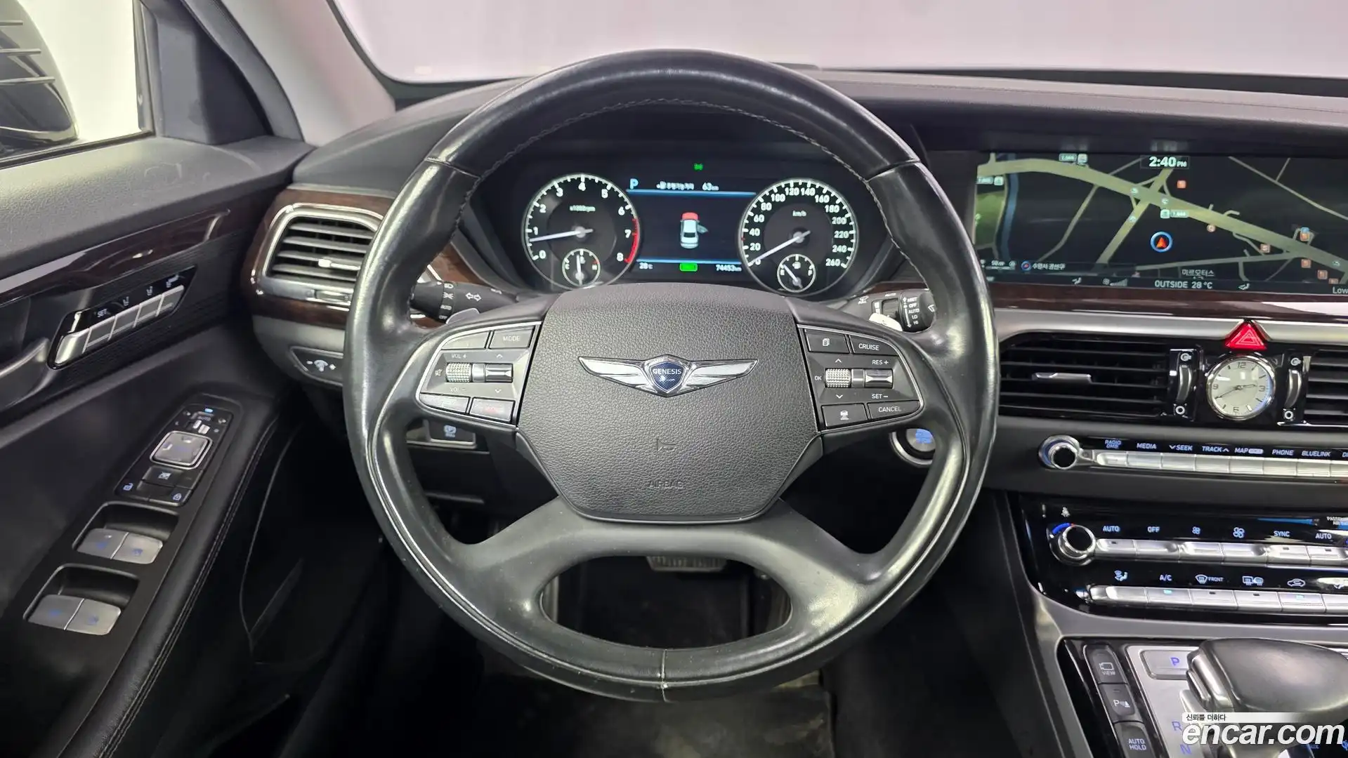 EQ900 Genesis 2016.5-OPTION-017