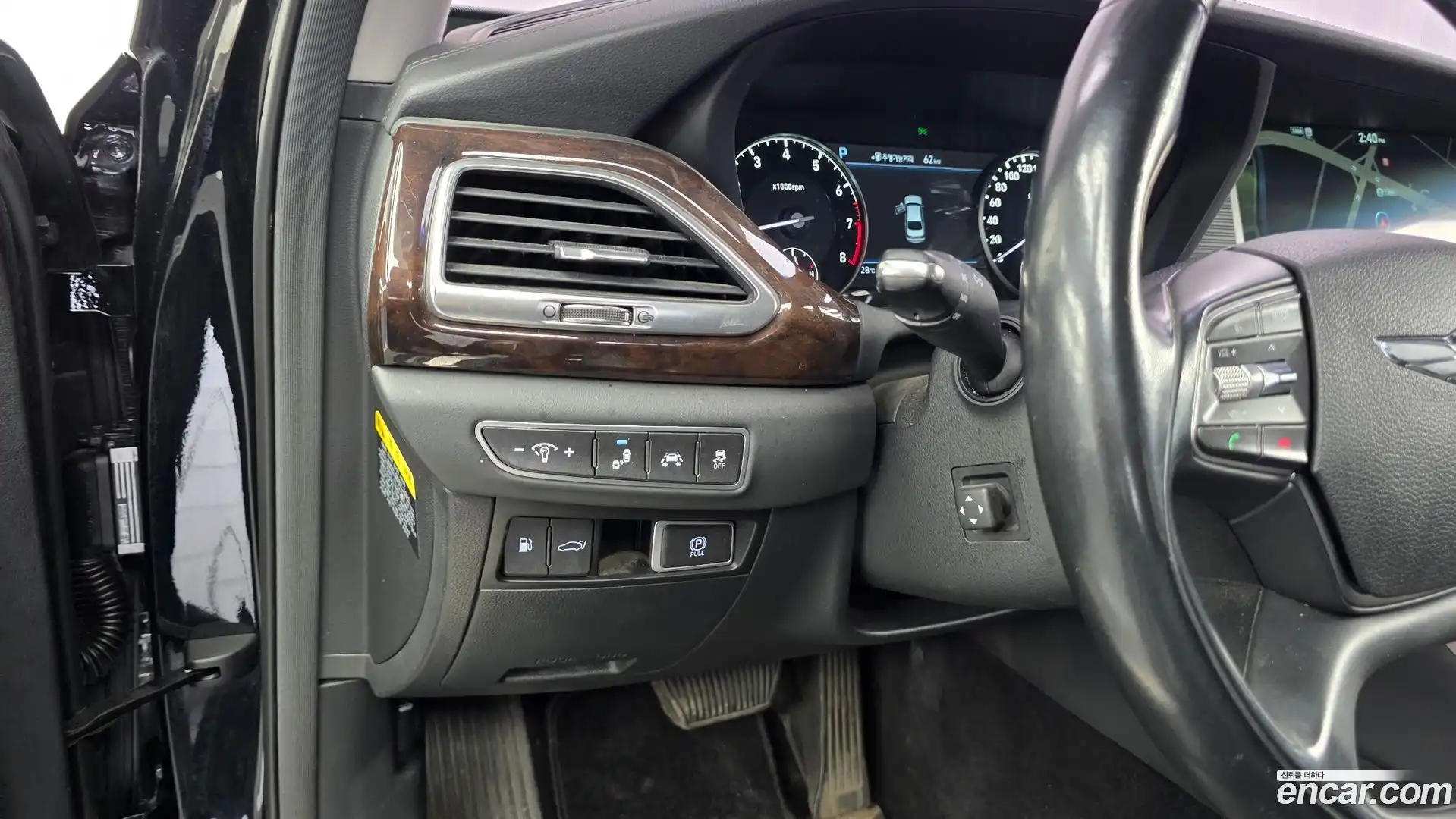 EQ900 Genesis 2016.5-OPTION-020