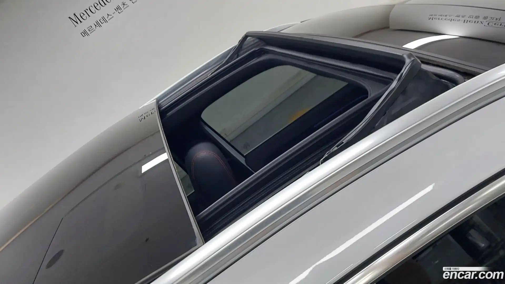 GLA-Class Mercedes-Benz 2022.11-OPTION-016