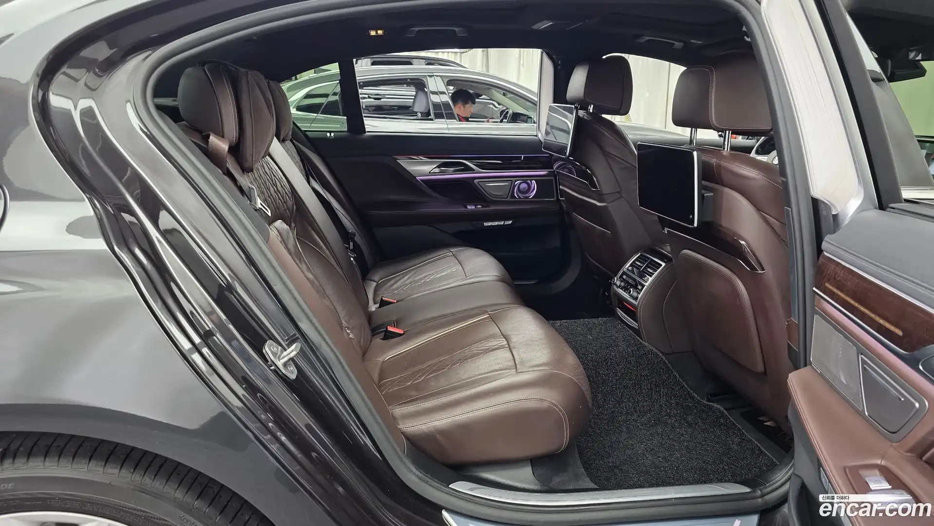 7-Series BMW 2016.0-OPTION-016