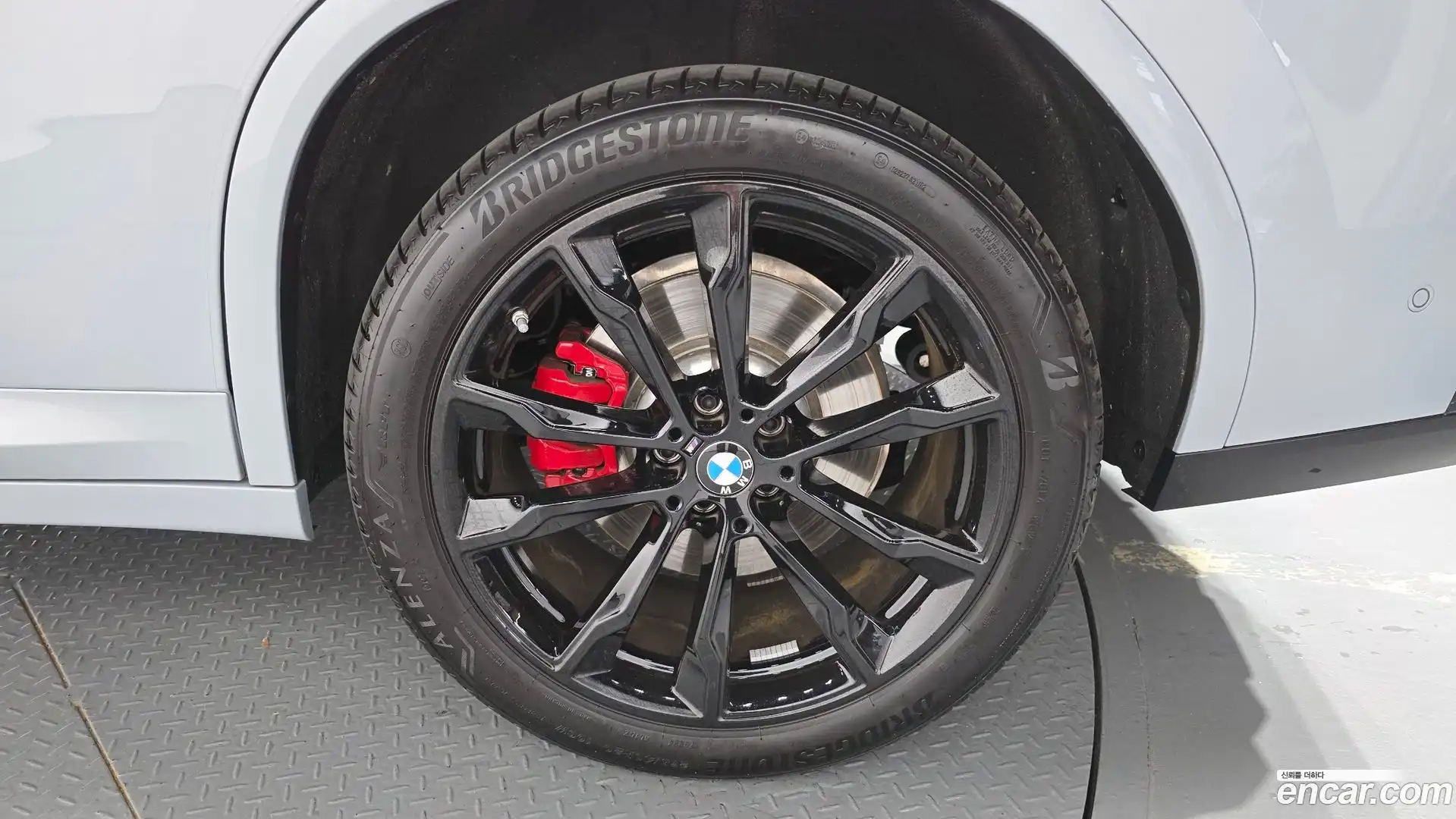 X4 BMW 2025.7-OUTER-031