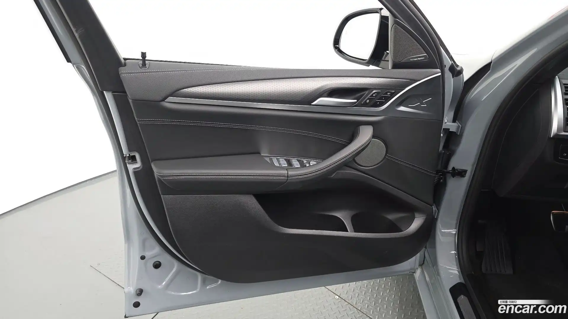 X4 BMW 2025.7-INNER-034