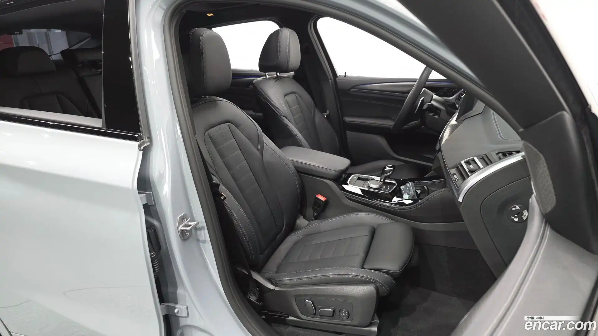 X4 BMW 2025.7-INNER-036