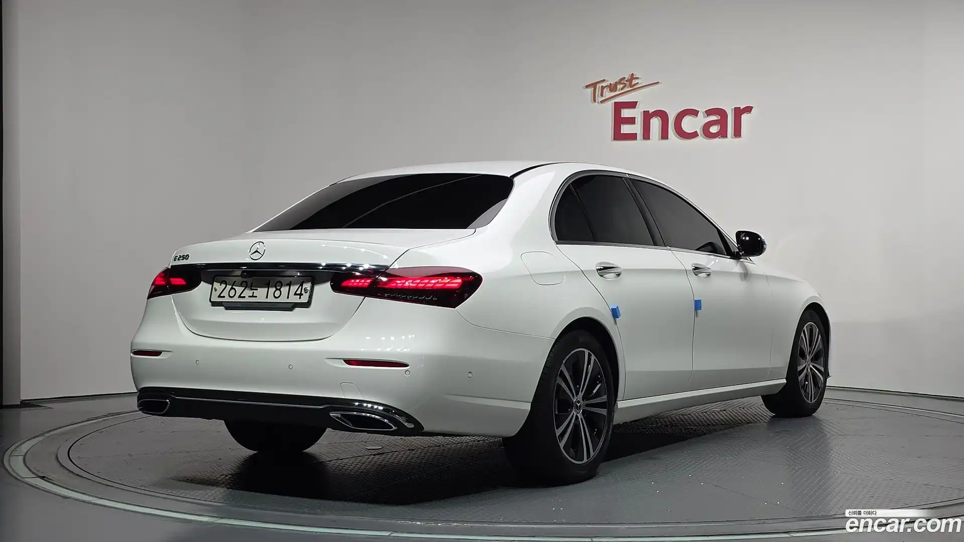 E-Class Mercedes-Benz 2020.11-OUTER-002