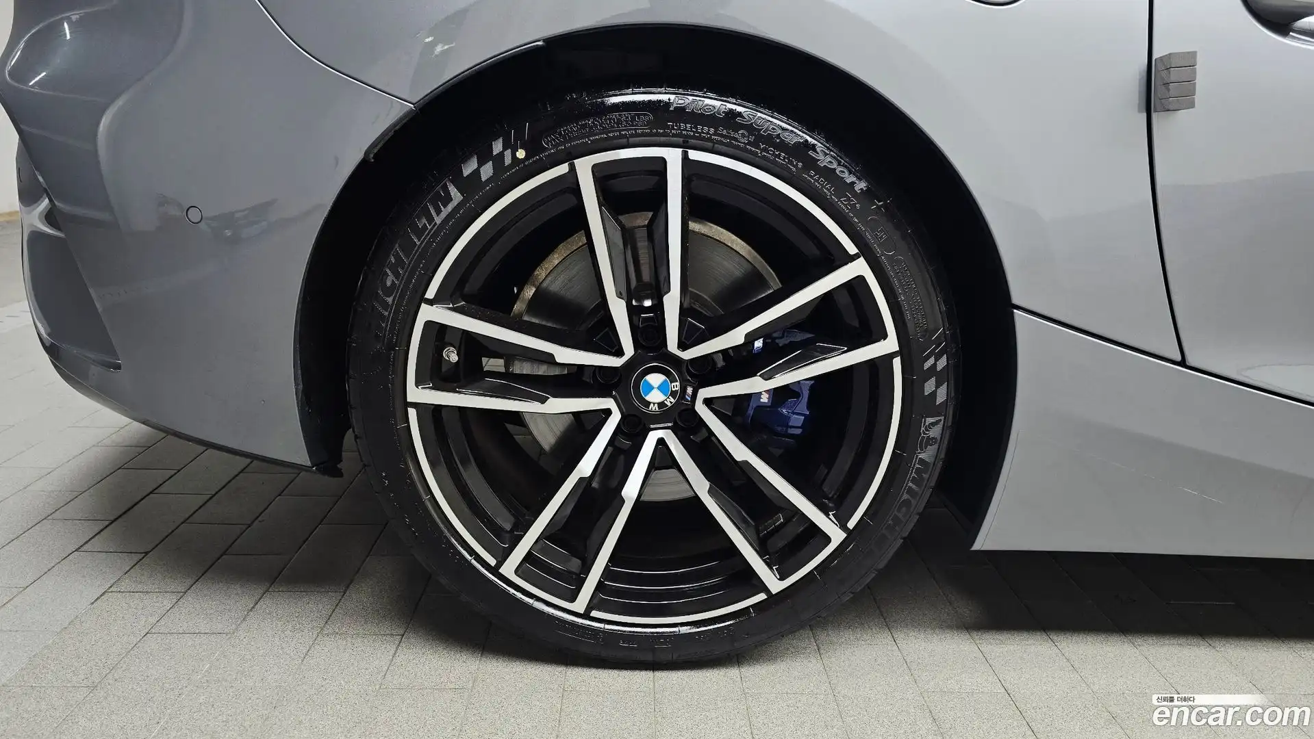 Z4 BMW 2024.6-OUTER-005