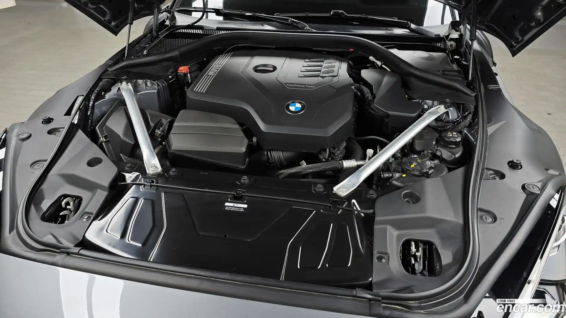 Z4 BMW 2024.6-OUTER-006