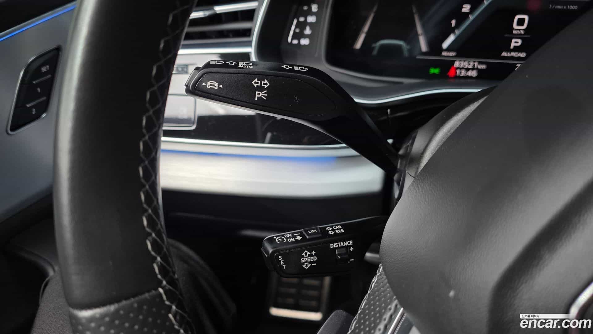 Q8 Audi 2022.5-OPTION-041