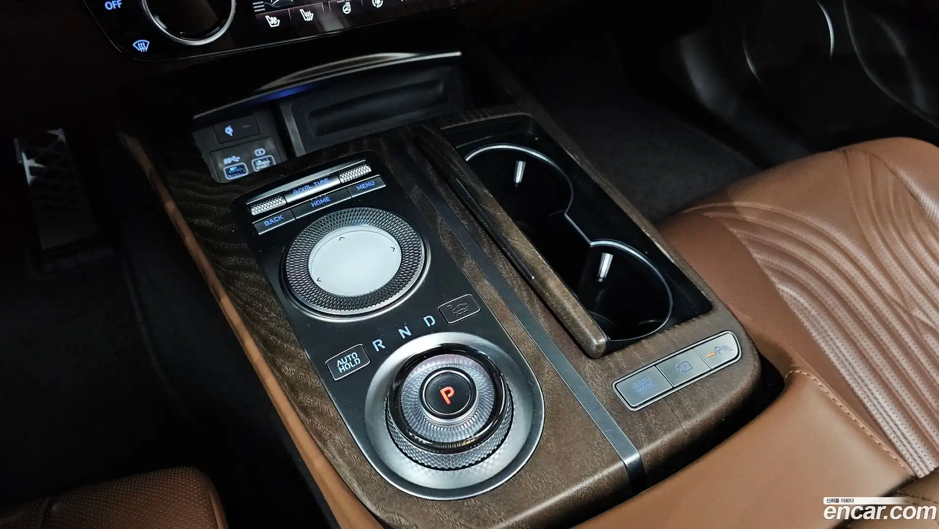 G80 Genesis 2020.3-INNER-009