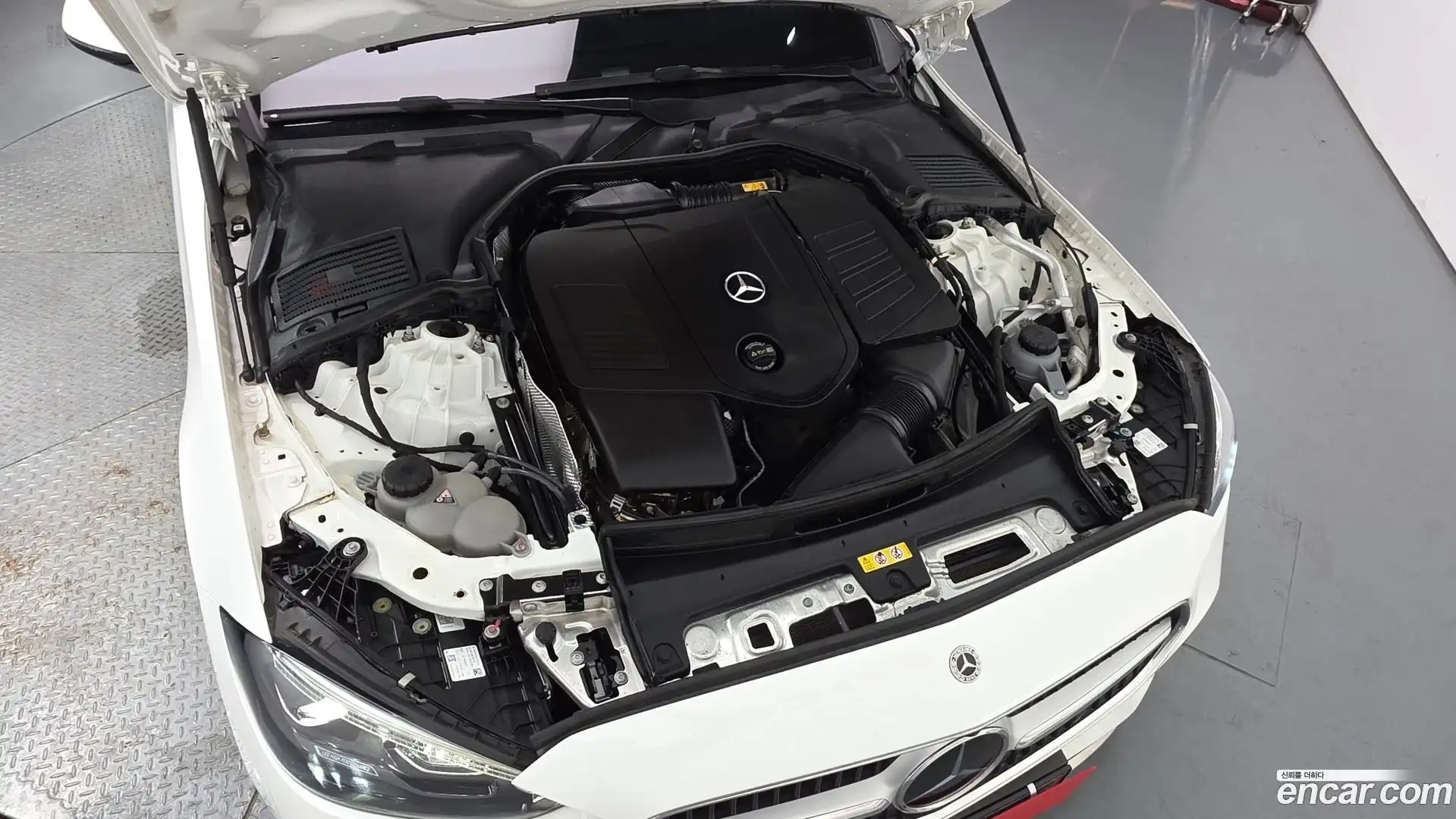 C-Class Mercedes-Benz 2024.2-OUTER-006