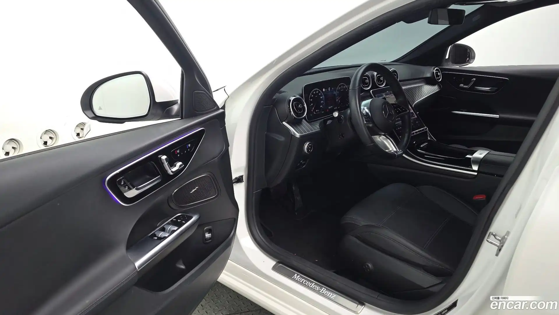 C-Class Mercedes-Benz 2024.2-OPTION-015