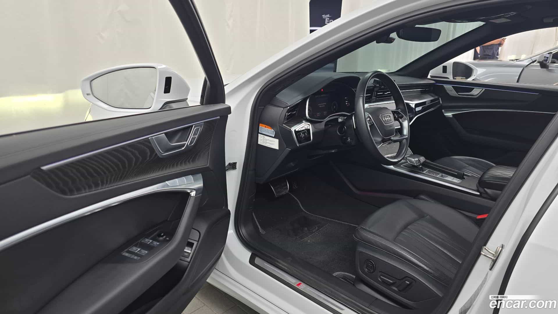 A6 Audi 2022.5-INNER-010