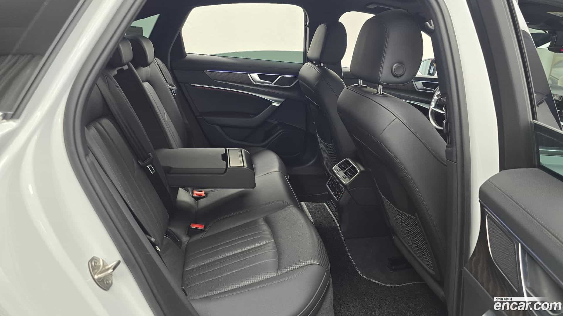 A6 Audi 2022.5-OPTION-015