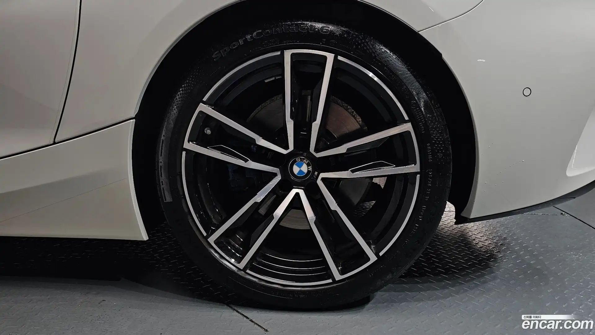 Z4 BMW 2025.7-OUTER-031
