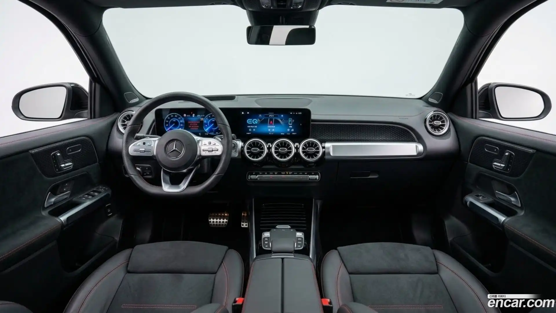 EQB Mercedes-Benz 2025.2-INNER-007