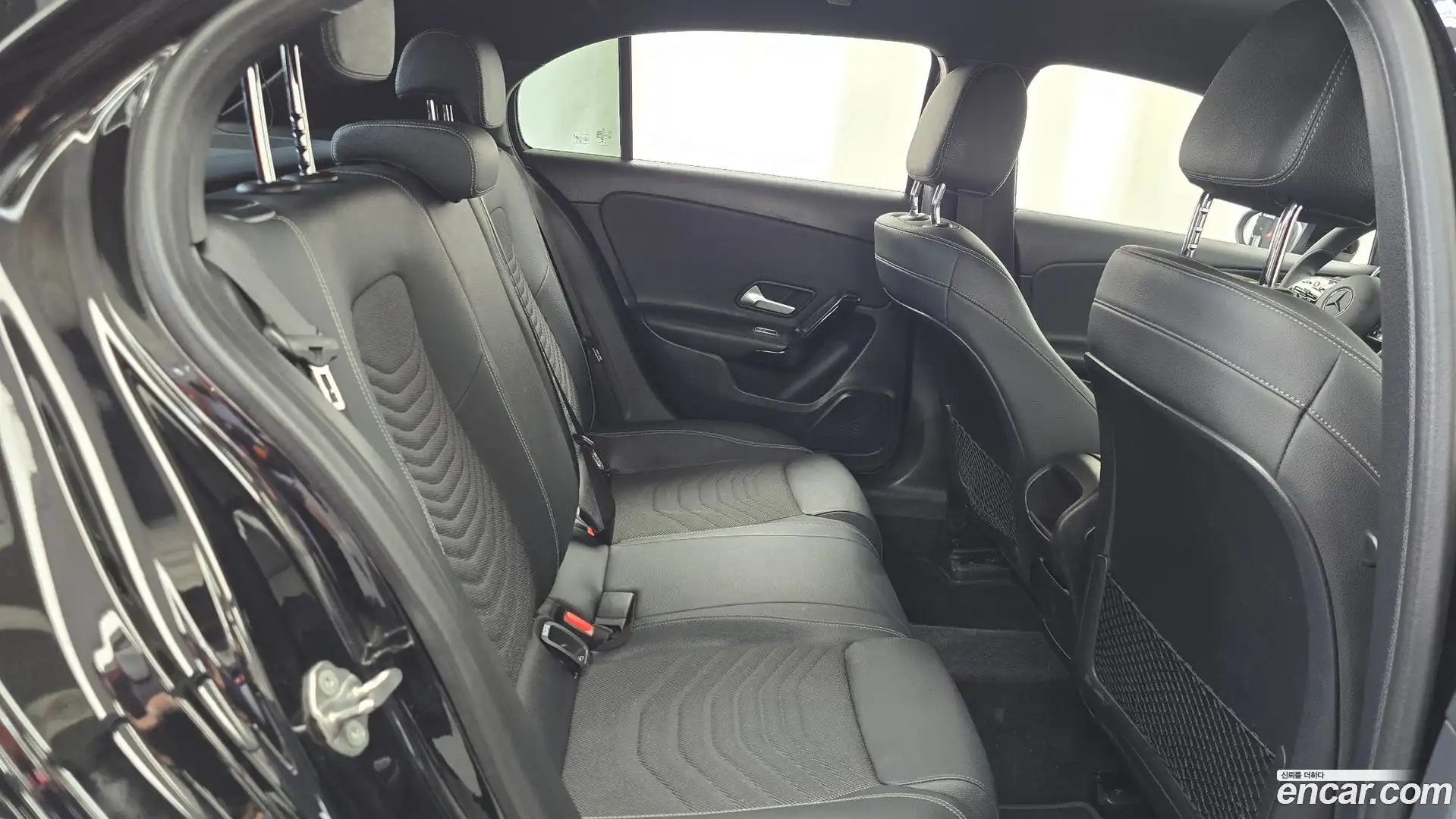A-Class Mercedes-Benz 2020.4-OPTION-015