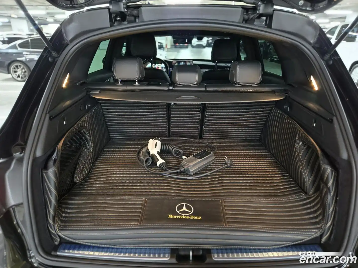 GLC-Class Mercedes-Benz 2020.9-OPTION-022