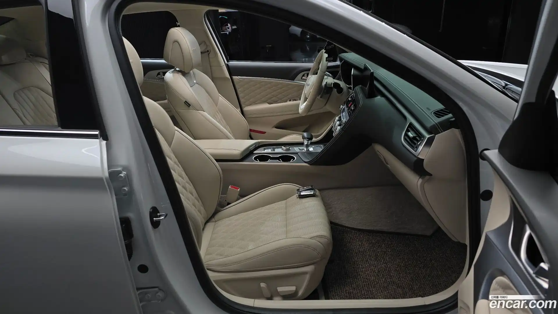 G70 Genesis 2021.11-INNER-036
