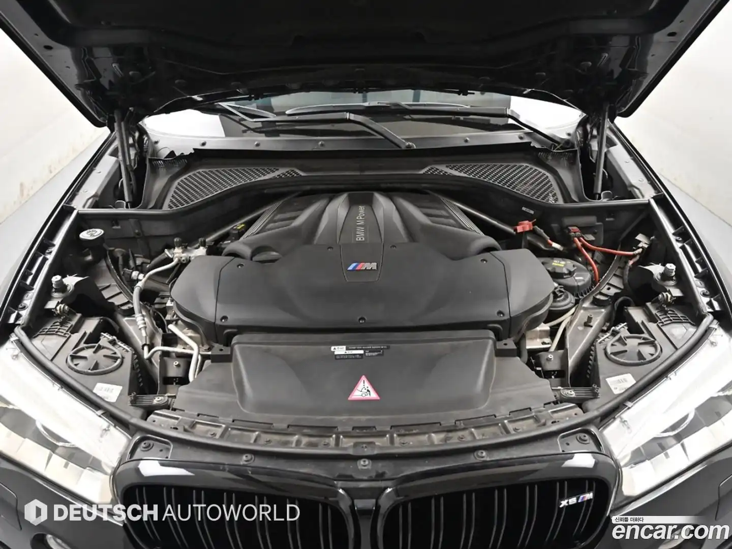 X6M BMW 2018.5-OUTER-006