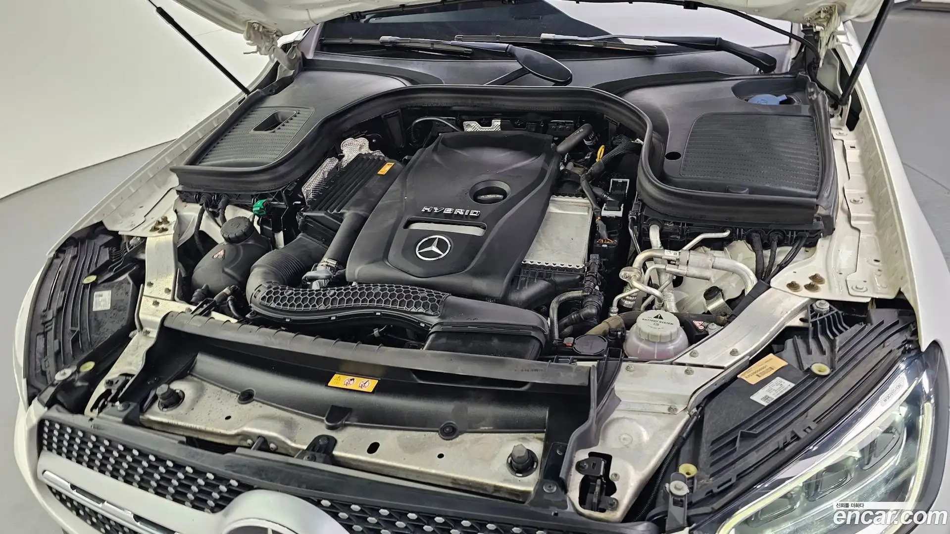 GLC-Class Mercedes-Benz 2020.11-OUTER-006