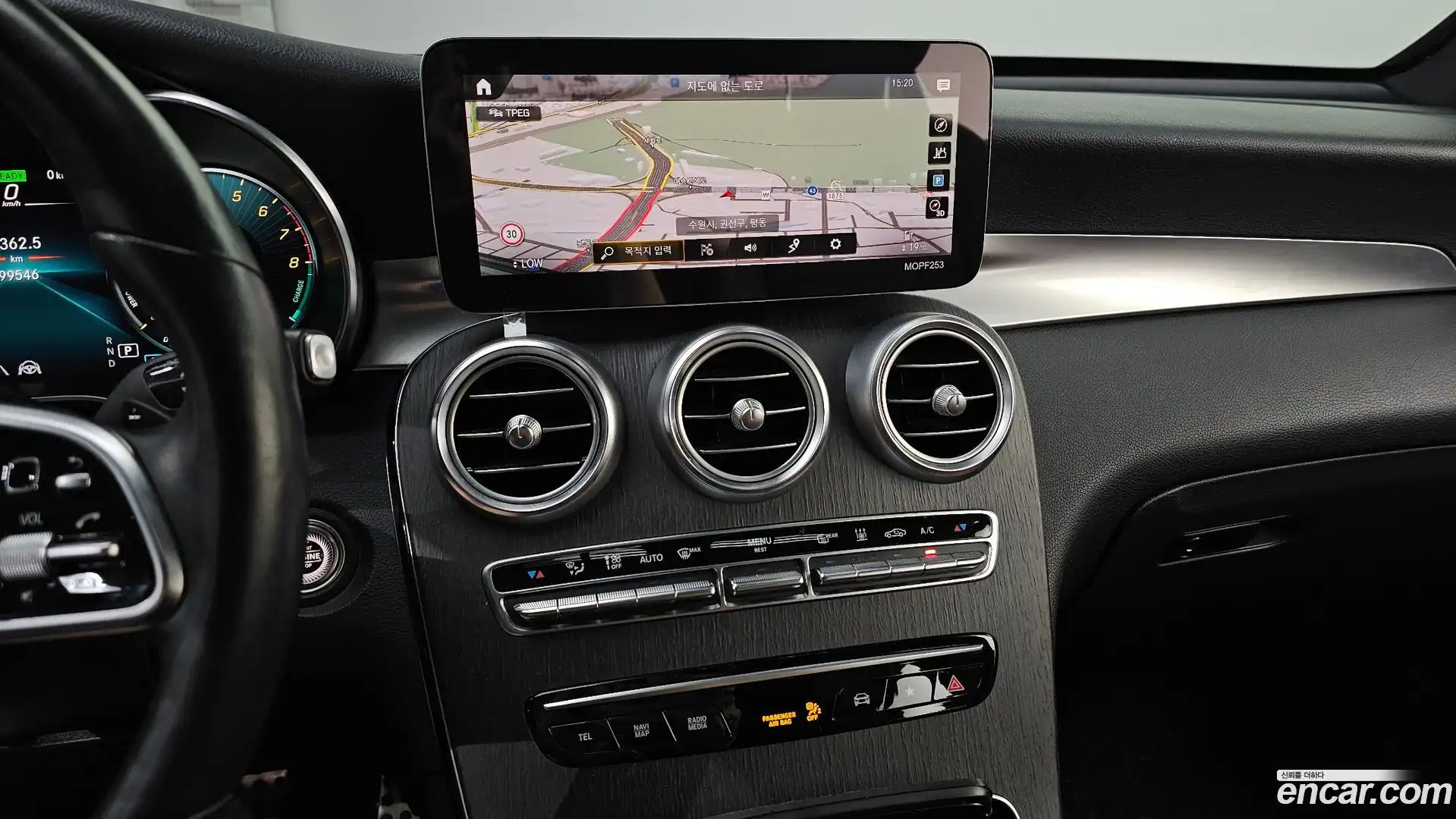 GLC-Class Mercedes-Benz 2020.11-OPTION-018