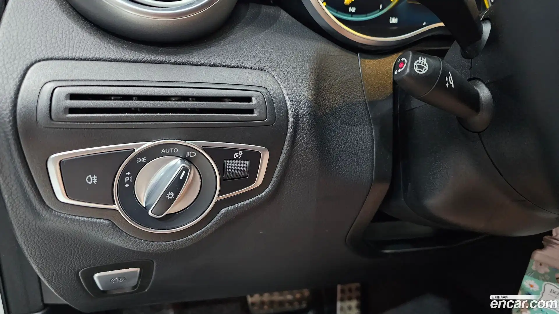 GLC-Class Mercedes-Benz 2020.11-OPTION-021