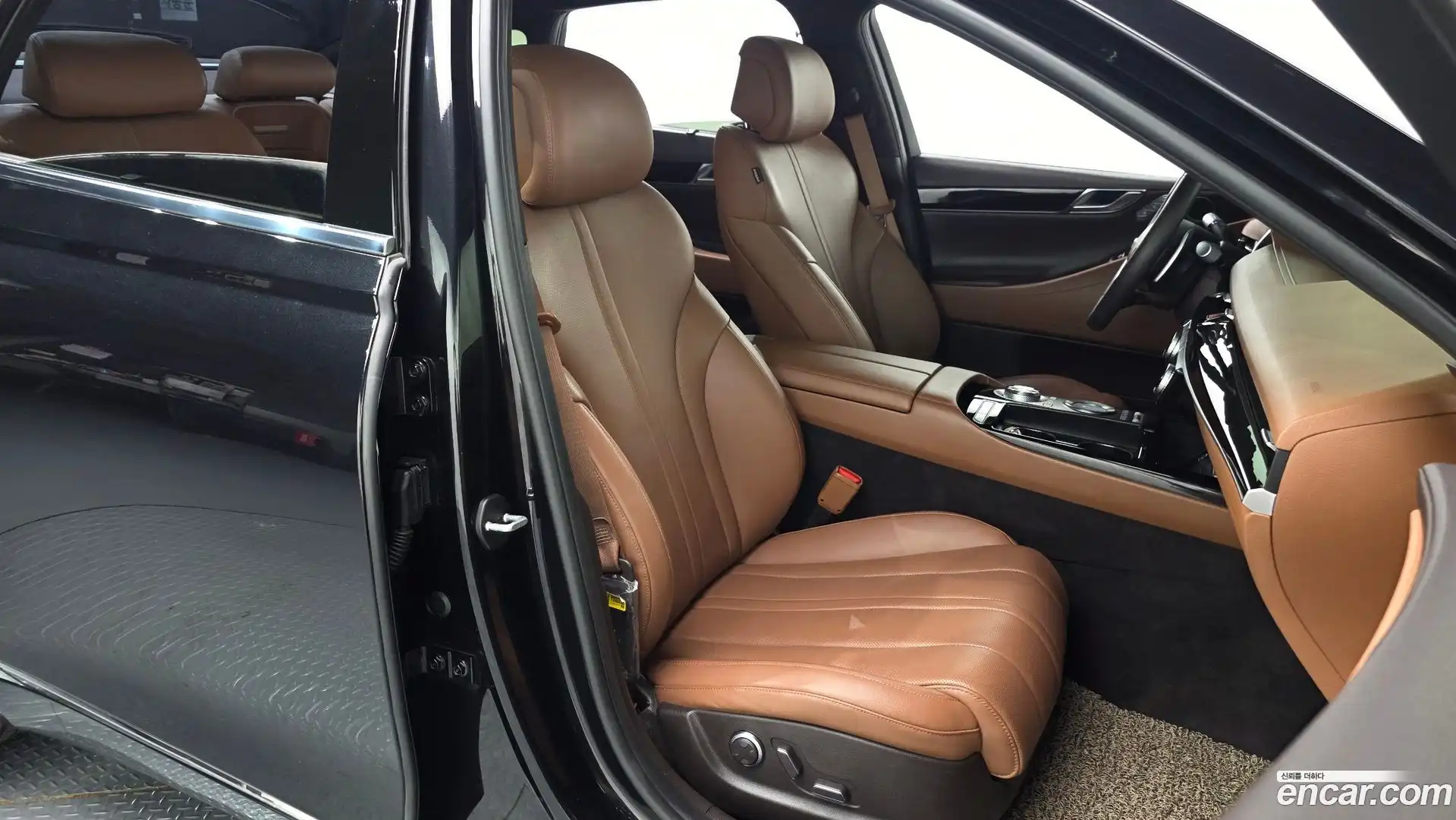 G80 Genesis 2022.6-INNER-036