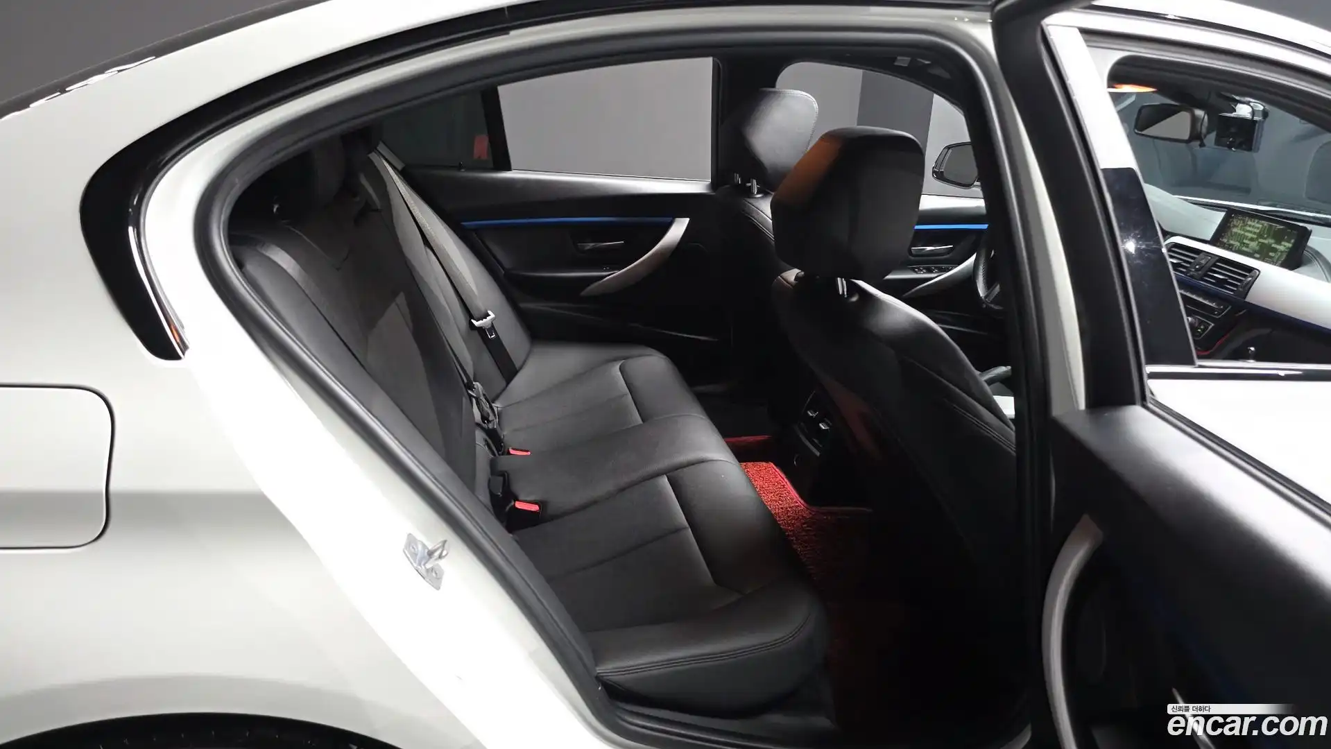 3-Series BMW 2018.4-OPTION-016