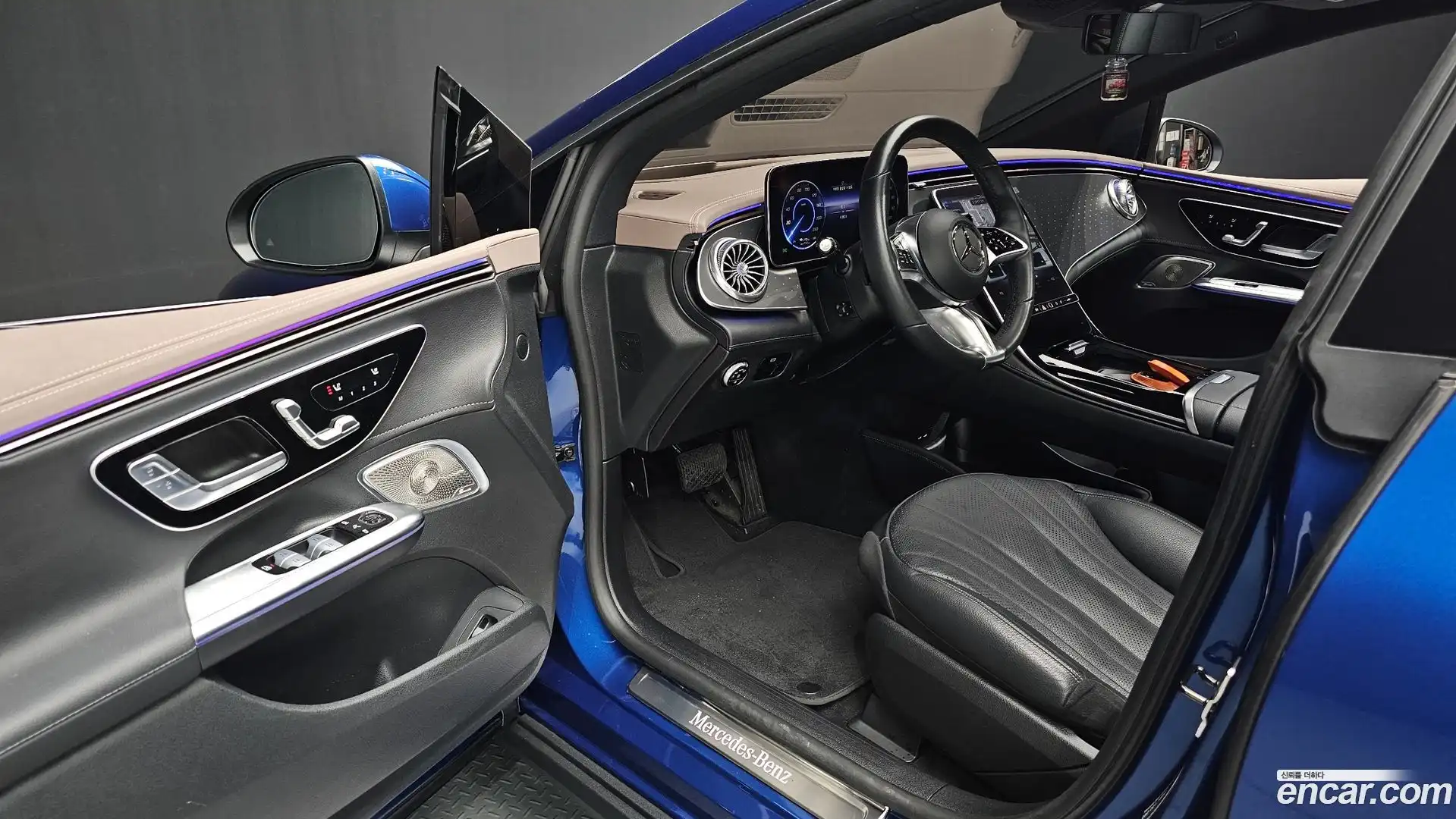 EQE Mercedes-Benz 2022.10-OPTION-015
