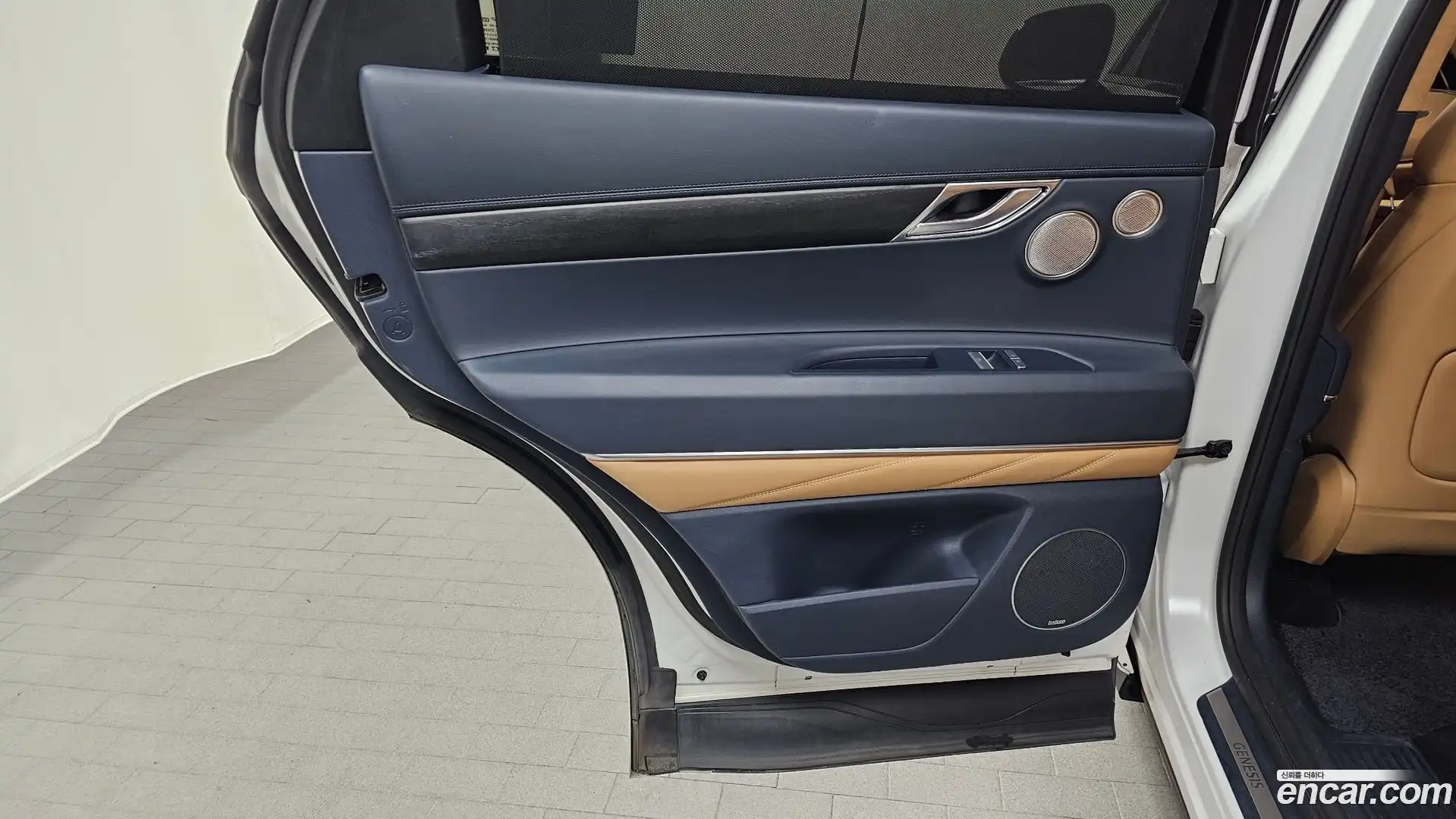 GV80 Genesis 2022.3-INNER-035