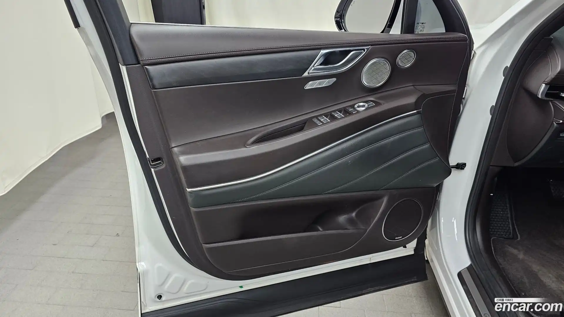 GV80 Genesis 2021.3-INNER-034