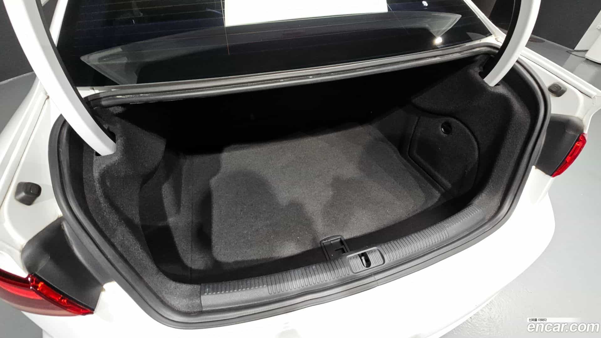 A3 Audi 2018.8-OPTION-024