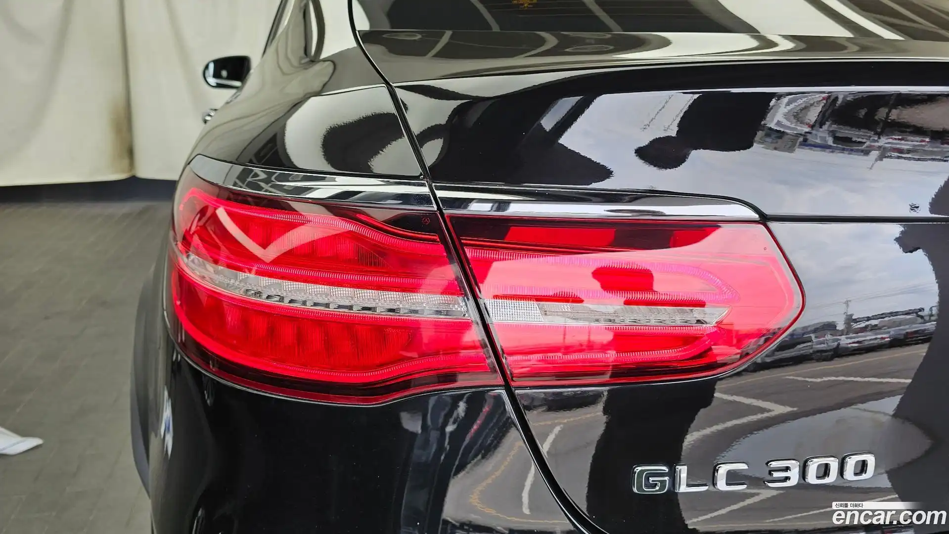 GLC-Class Mercedes-Benz 2019.8-OUTER-033