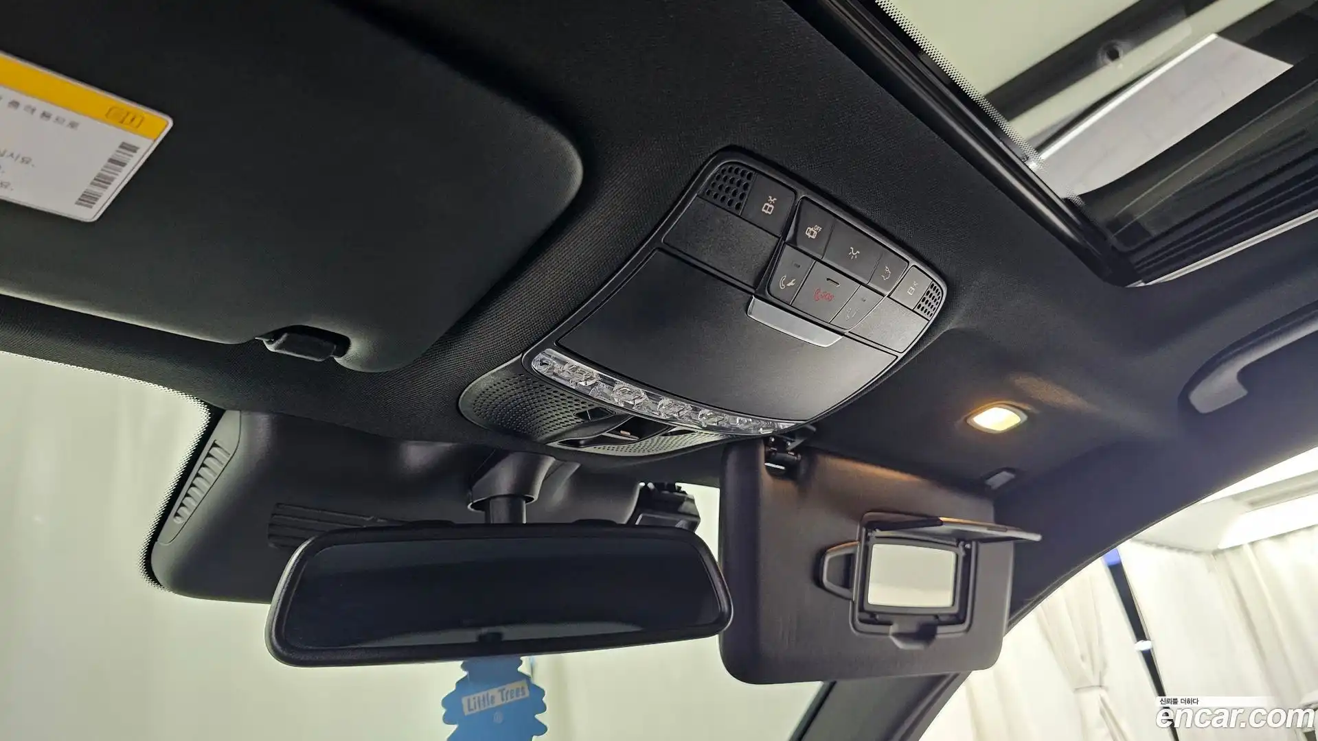 GLC-Class Mercedes-Benz 2019.8-OPTION-040