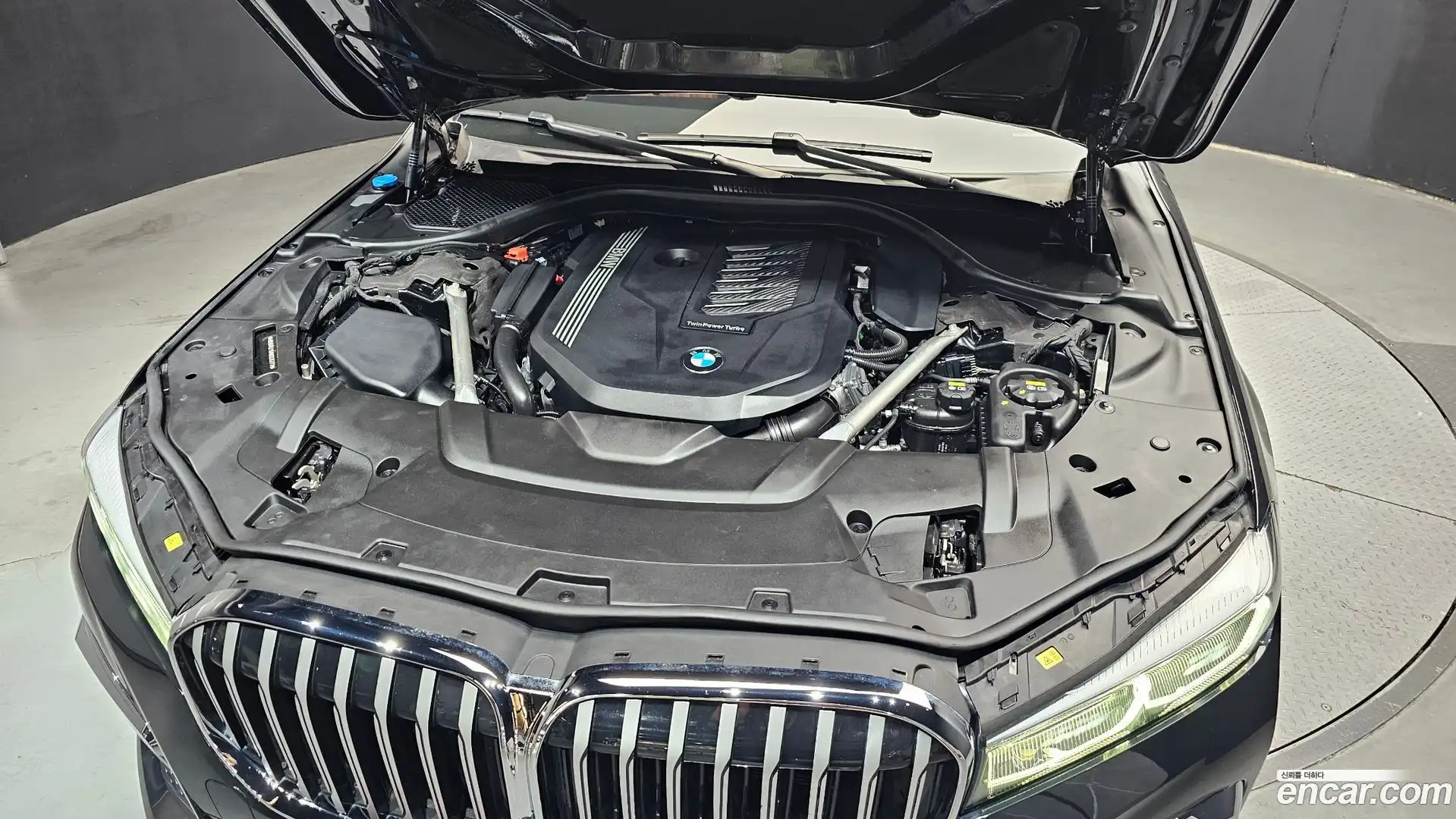 7-Series BMW 2022.4-OUTER-006