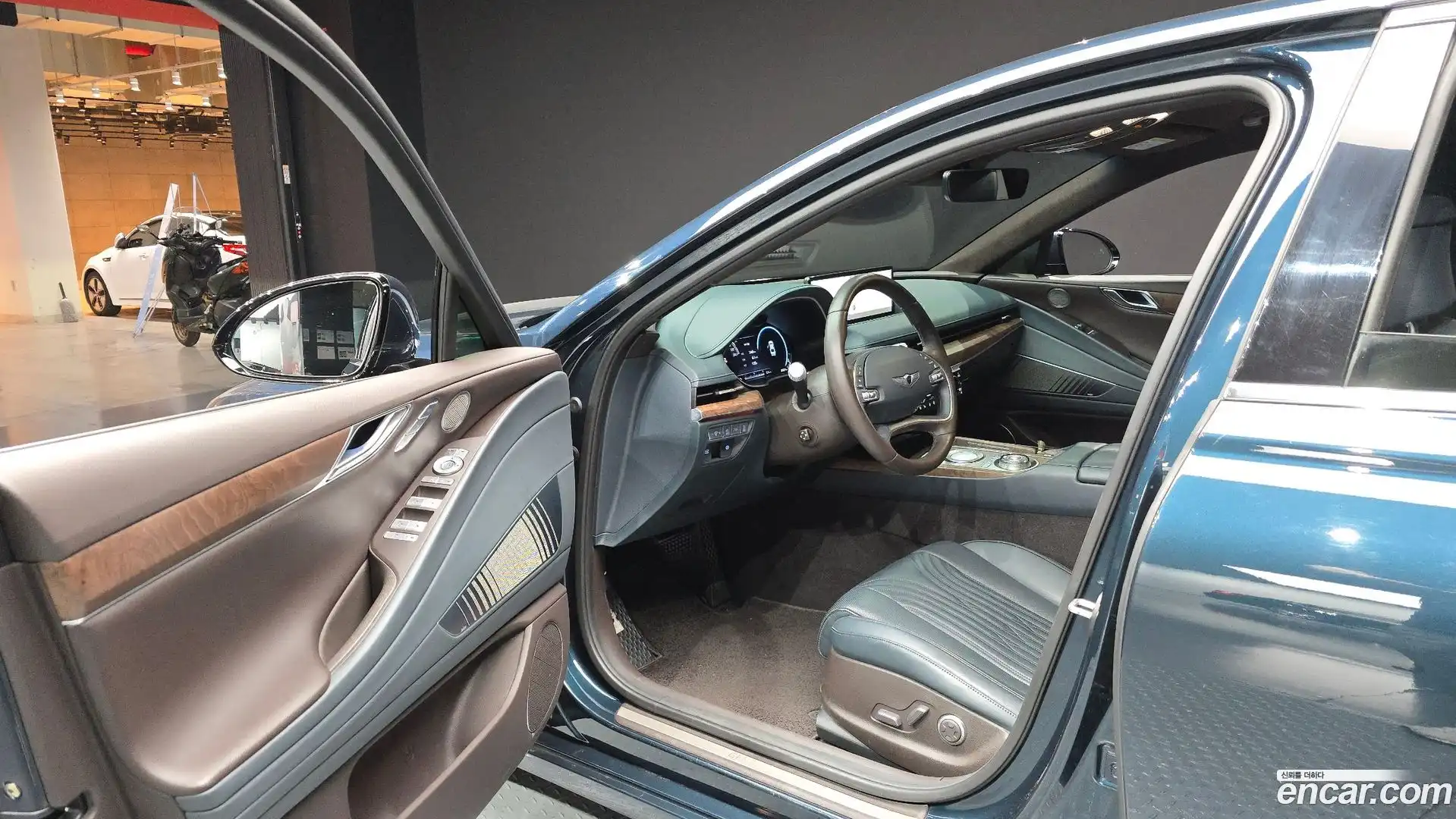 G80 Genesis 2020.8-INNER-010