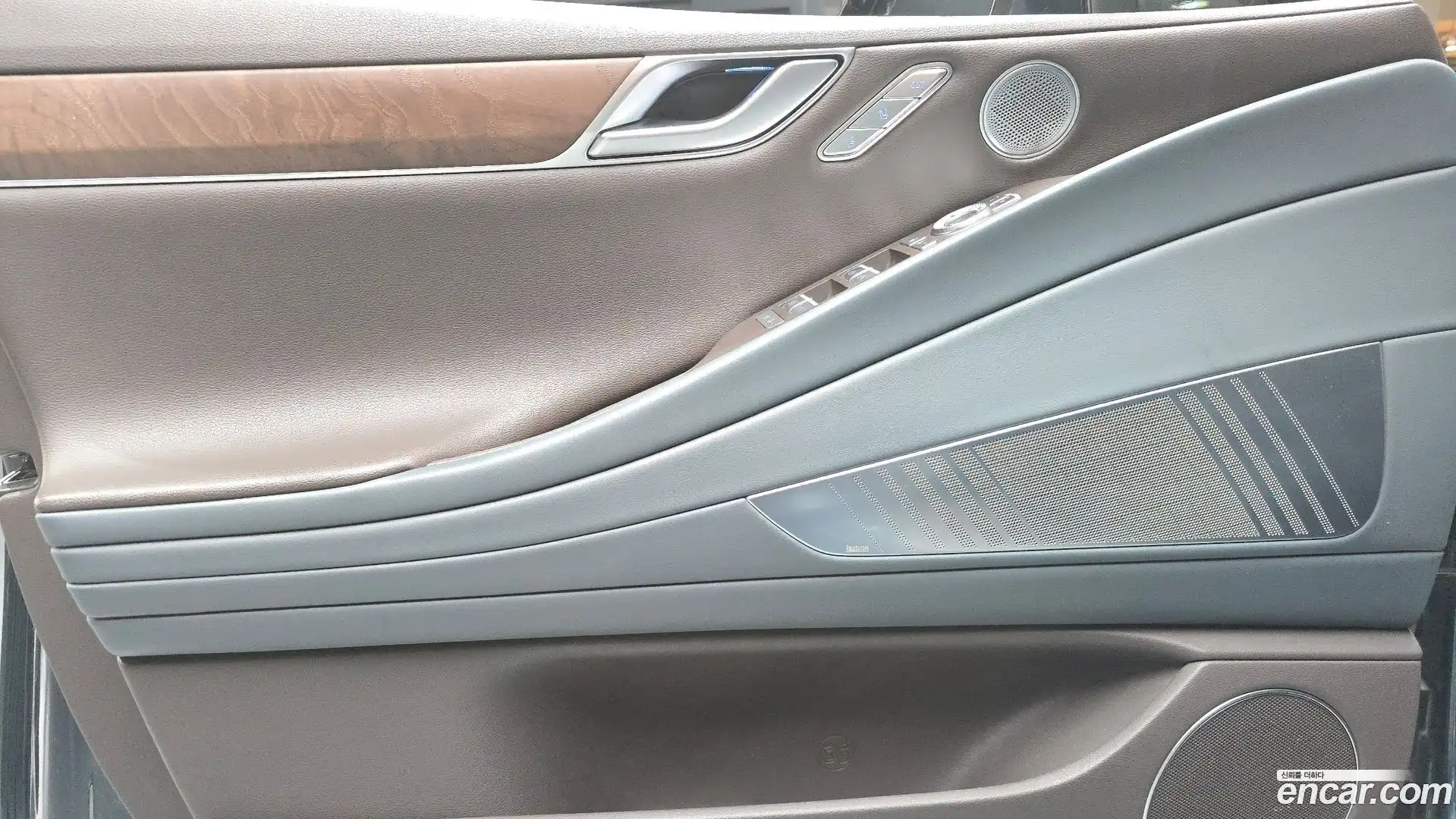 G80 Genesis 2020.8-INNER-034